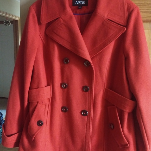 Women's dress coat - Picture 2 of 2
